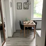 Kamienica Nad Malta- Mieszkania Nad Jeziorem Maltanskim Apartamento *