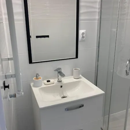 Kamienica Nad Malta- Mieszkania Nad Jeziorem Maltanskim